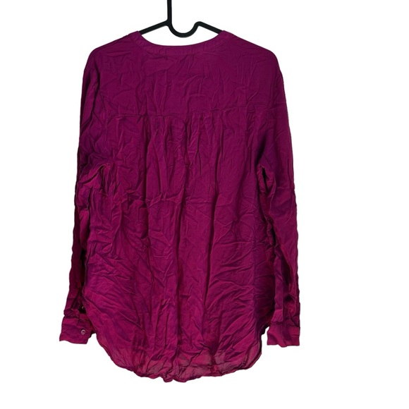 2/$15 Old Navy Large Fuschia Purple long sleeve quarter button down top - Picture 3 of 6
